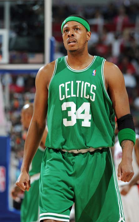 意甲：维罗纳VS亚特兰大,足球推荐内附比赛解析扫盘预测（意甲 ｜ 维罗纳VS亚特兰大： 赛前解析与盘口走势推荐）