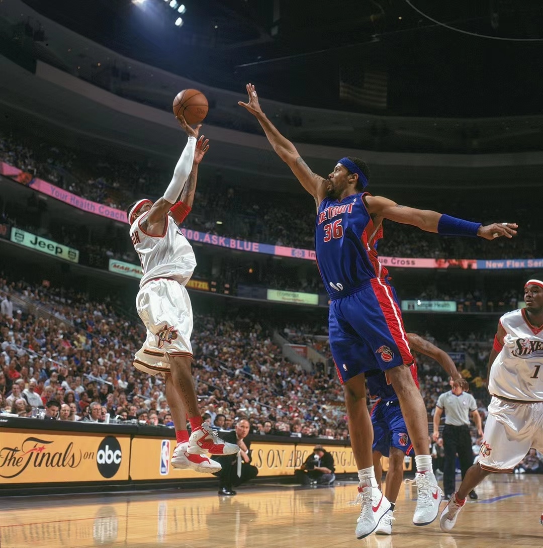 官方：马特拉齐、卡伦布等将担任世预赛附加赛抽签嘉宾（官方宣布：马特拉齐、卡伦布等受邀出任世预赛附加赛抽签嘉宾）