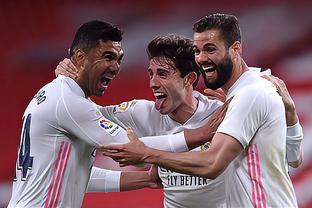 比埃尔霍夫：海外赛对足球发展有帮助，球迷可看到喜欢的球星（比埃尔霍夫：海外办赛助力足球发展，球迷更易见到心仪球星）