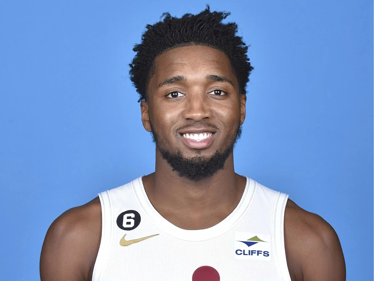 韦世豪：最后那个点球确实太牵强了；换个发型换个心情（韦世豪：最后那粒点球判得过于勉强，换个发型也换个心情）