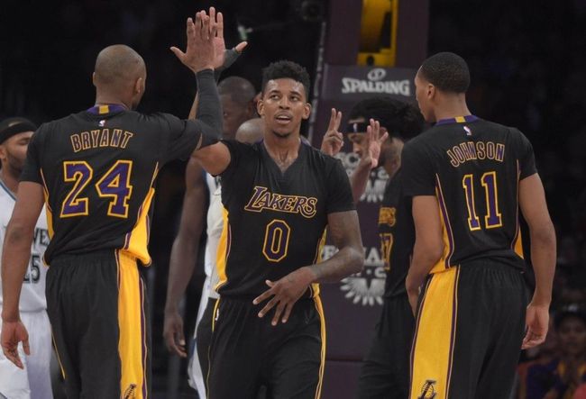 C 罗专访炸裂言论合集！退役时间定了，但这些争议更炸！（C罗专访火力全开：退役时间已定，争议话题更惹火）