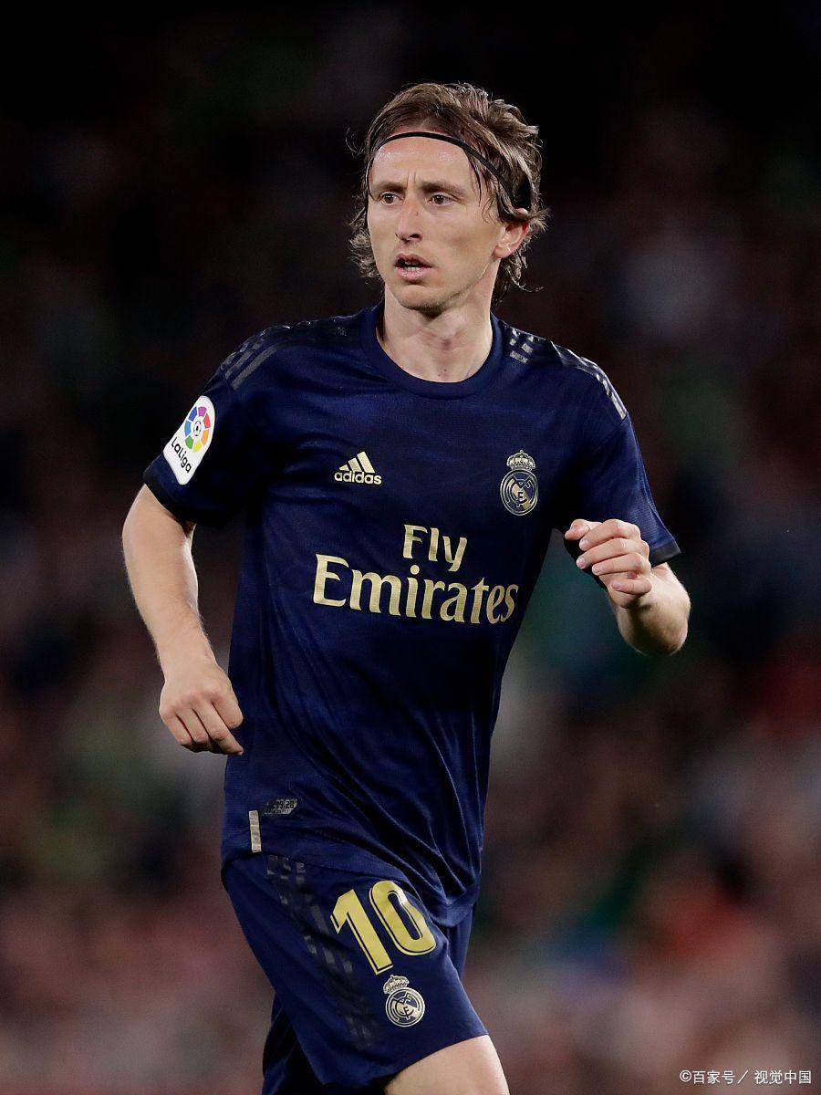 官方：尤文前锋伊尔迪兹当选意甲11月最佳新星（官宣：尤文小将伊尔迪兹荣膺意甲11月最佳新人）