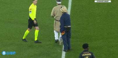 埃斯特旺经纪人：我们连续4年和巴萨谈转会，但对方财政困难